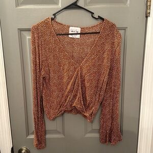 Cropped flutter sleeve top
